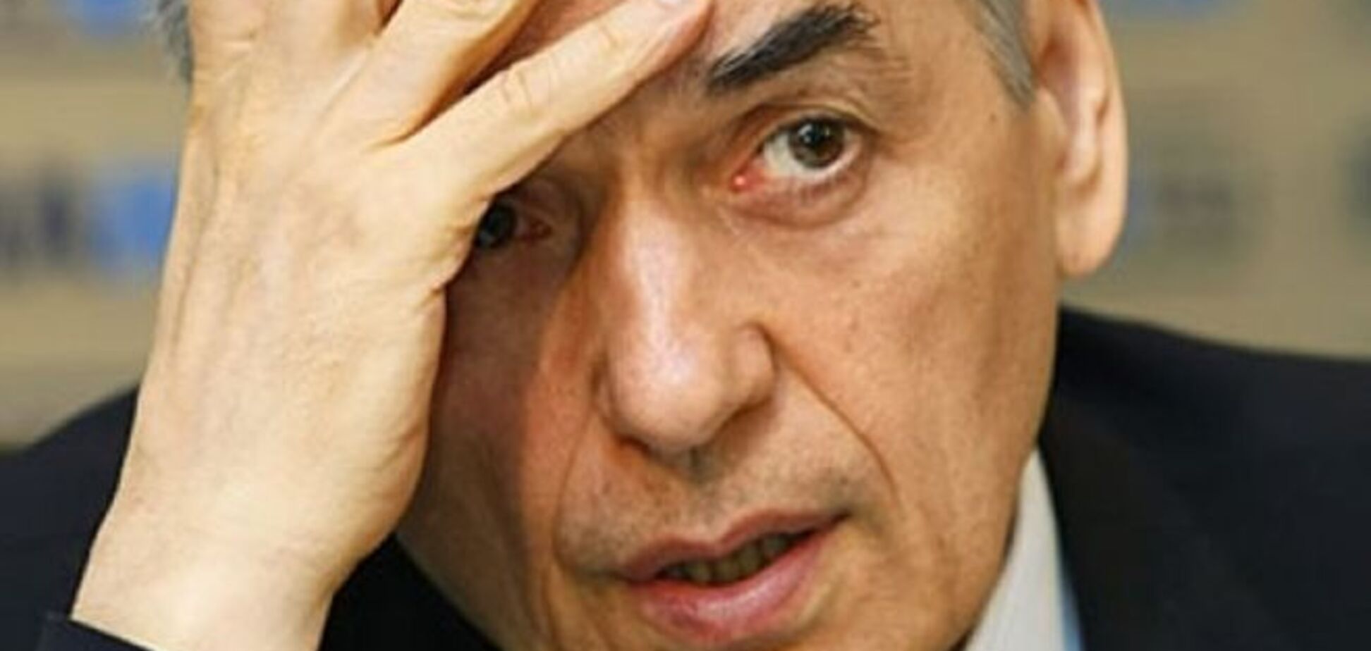 Главу Роспотребнадзора хотели накормить конфетами Roshen