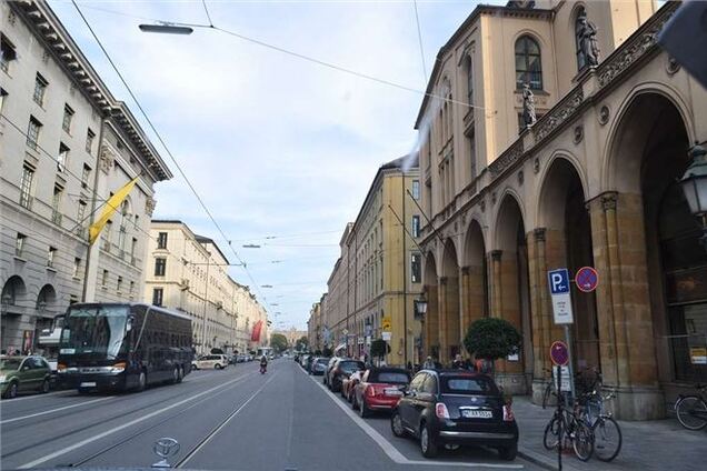 Кругосветка на автомобиле: бесшабаные немцы-пивохлебы