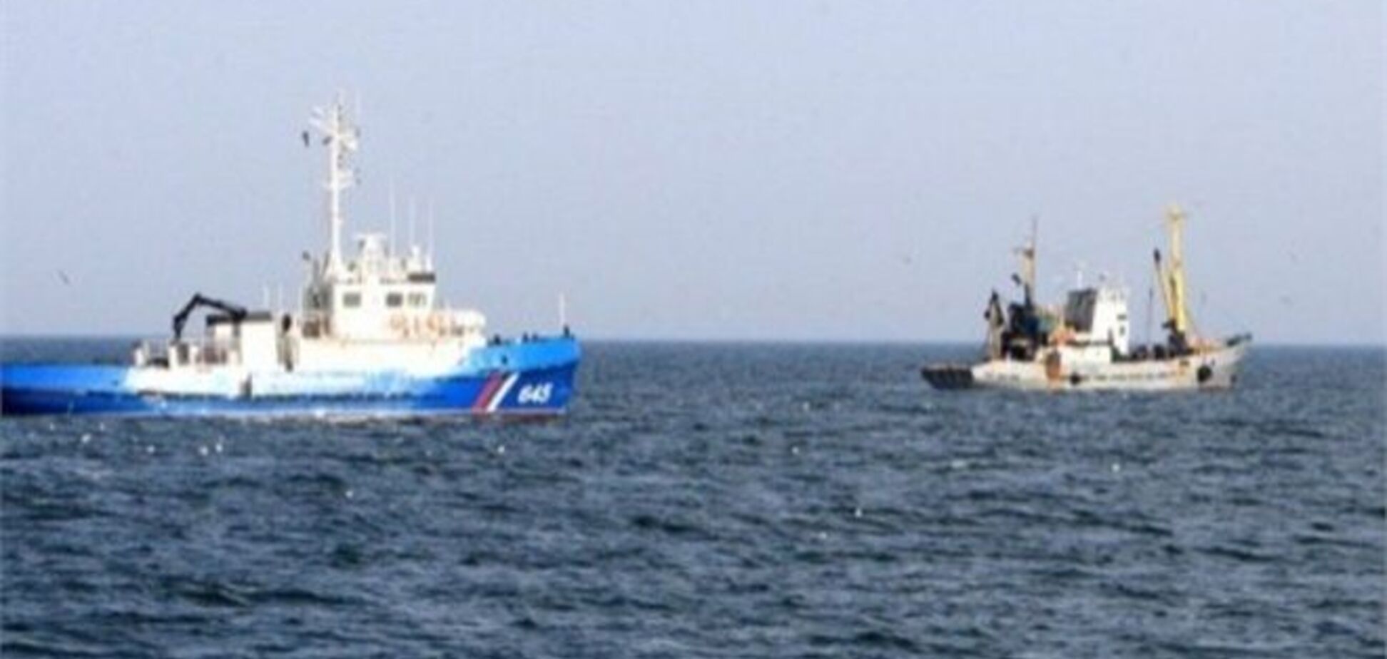 Україна просить Росію видати вижив в Азовському морі рибалки на поруки