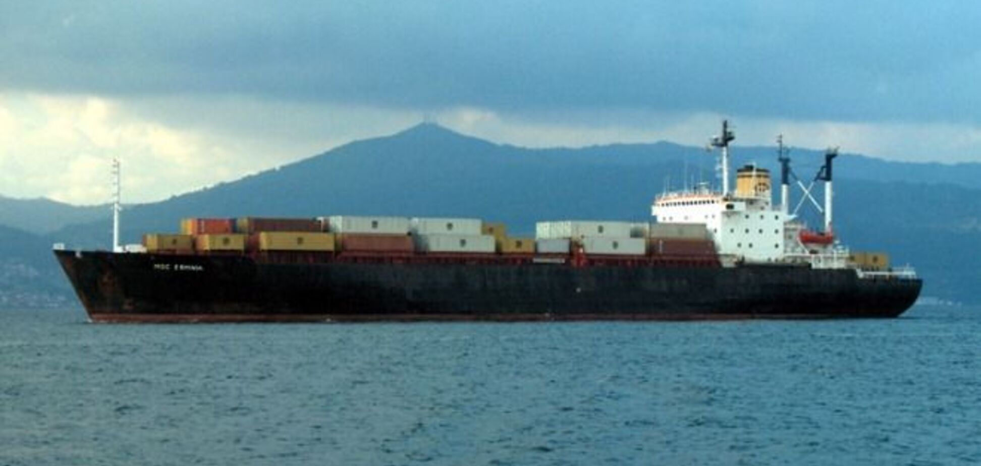 16 українських моряків перебувають під арештом в Камеруні - МЗС