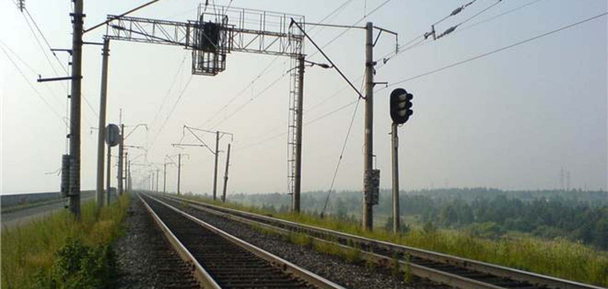 Пассажирские вагоны сошли с рельс на Запорожье