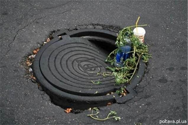 Загибель дитини в каналізації Дніпродзержинська: 4 людям пред'явлені звинувачення