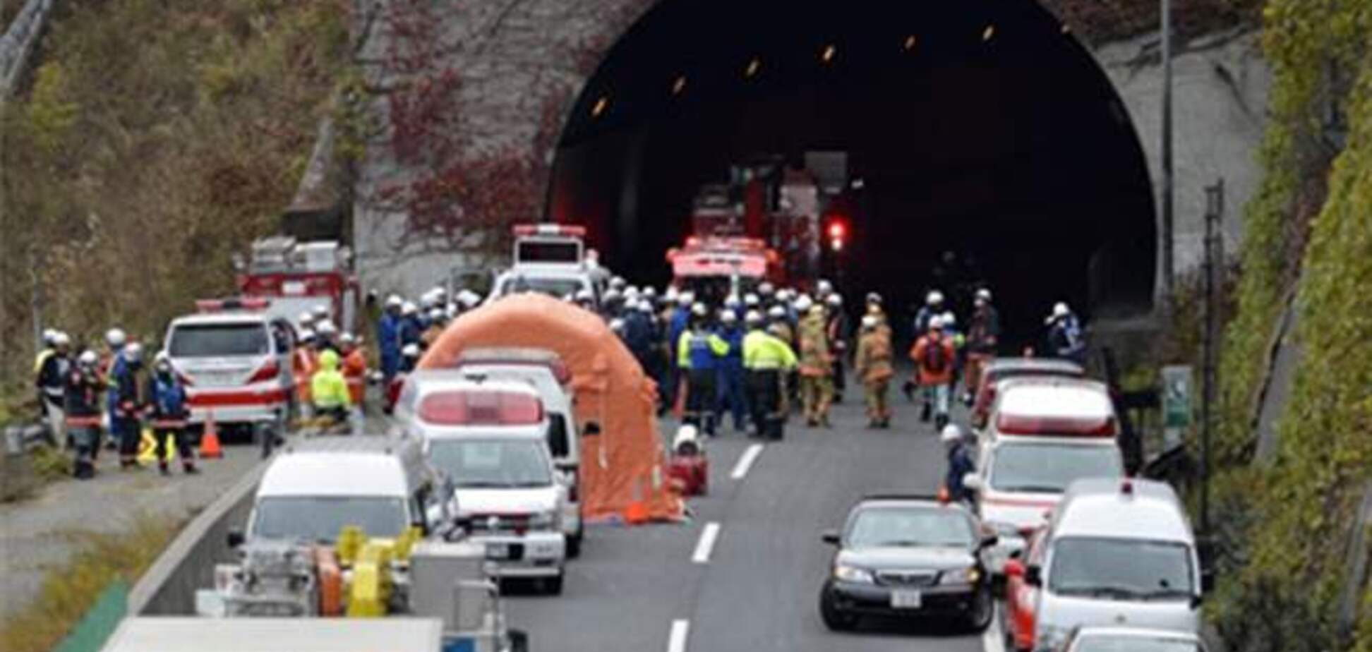 Пожежа у тунелі в Норвегії: госпіталізовано 75 осіб