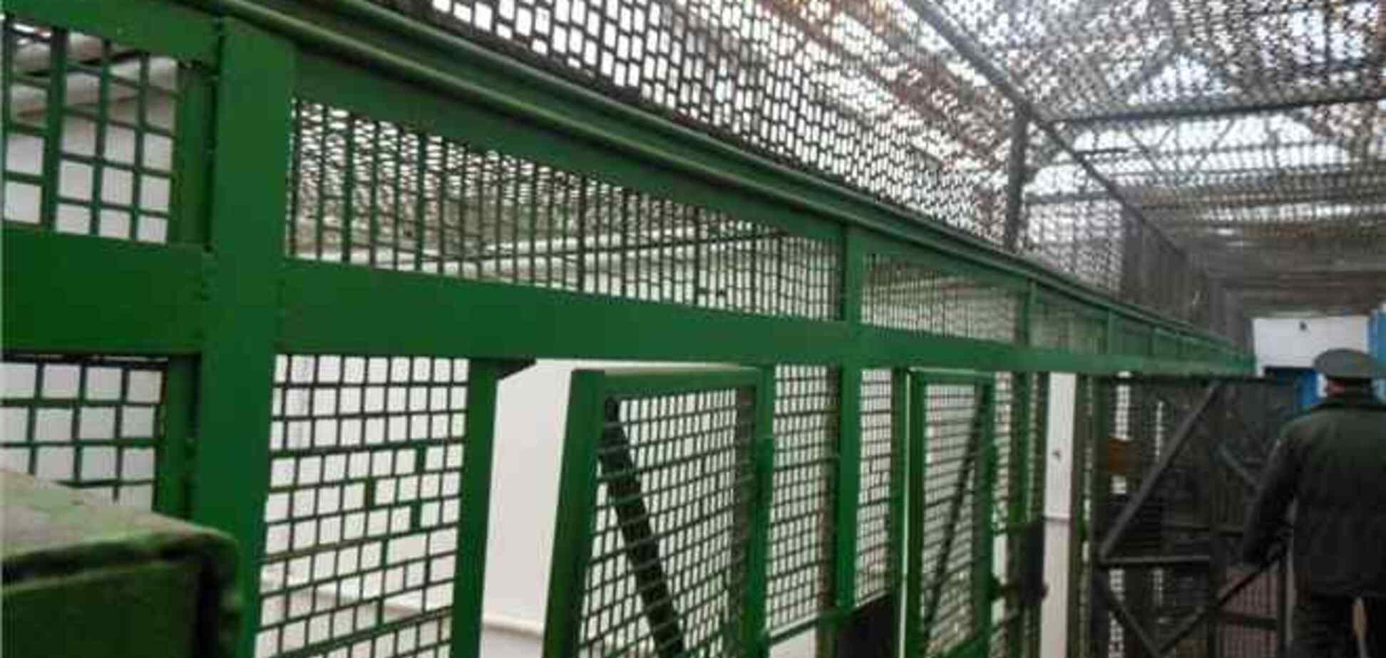 Надсмотрщик ривненской колонии застрелил своего коллегу