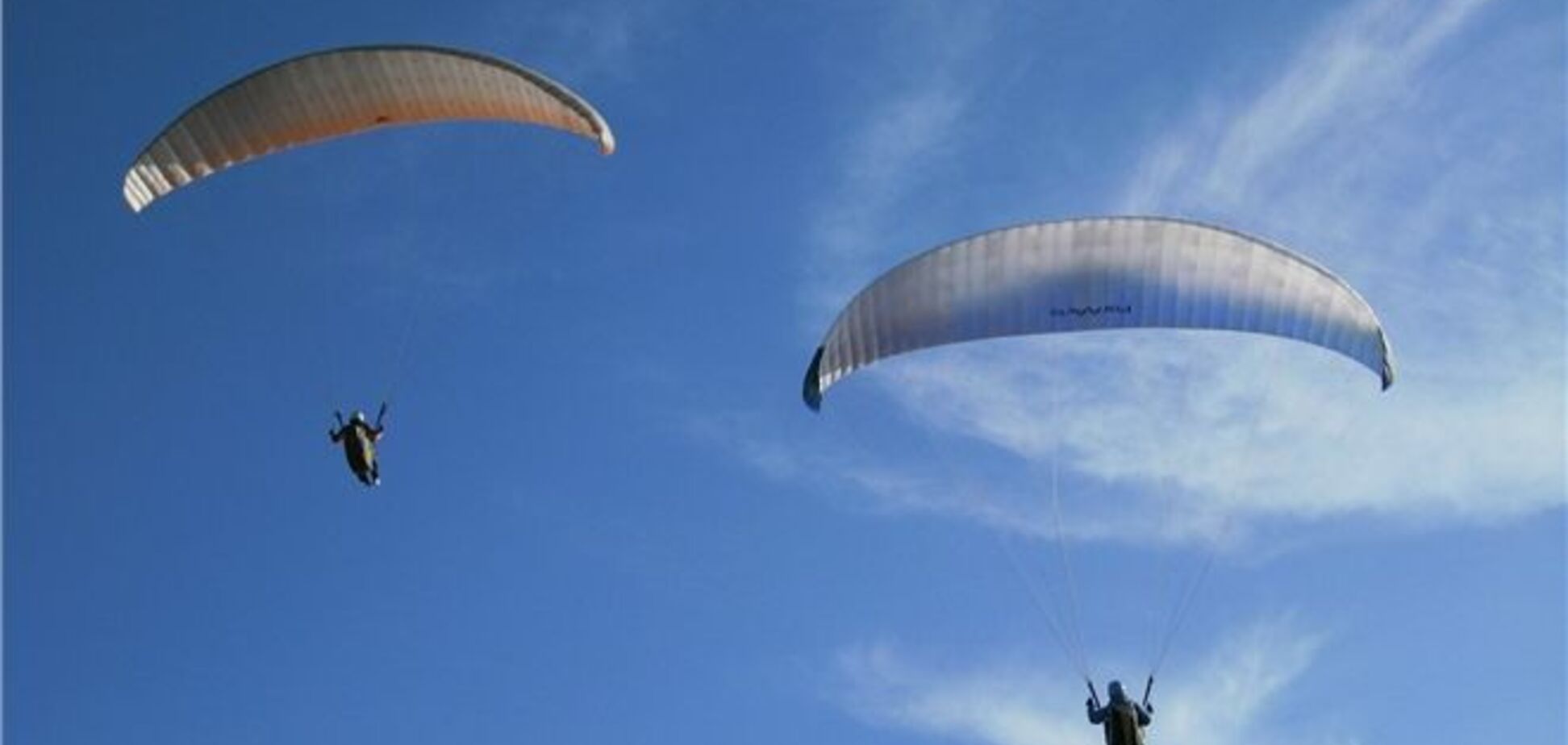 У Закарпатті травмувалися троє парапланеристів-учасників міжнародних змагань