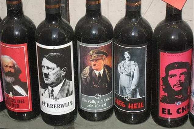 В Італії продають вино з Гітлером і Муссоліні на етикетках
