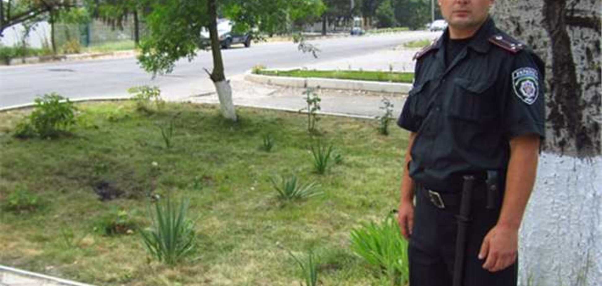 На Херсонщині 73-річний пенсіонер підпалив себе під будівлею суду