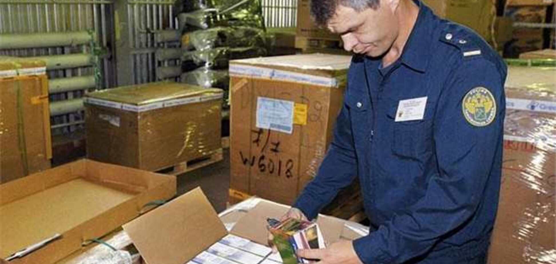 Американець намагався ввезти в Україну партію контрабандних iPhone