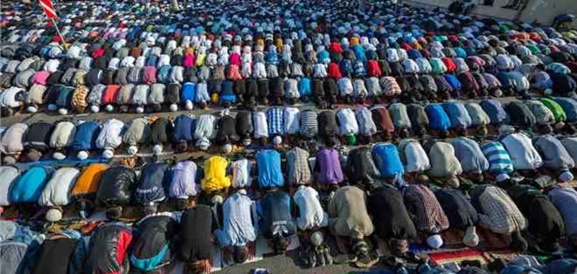 Ураза-байрам в Москве отпраздновали 150 тысяч мусульман