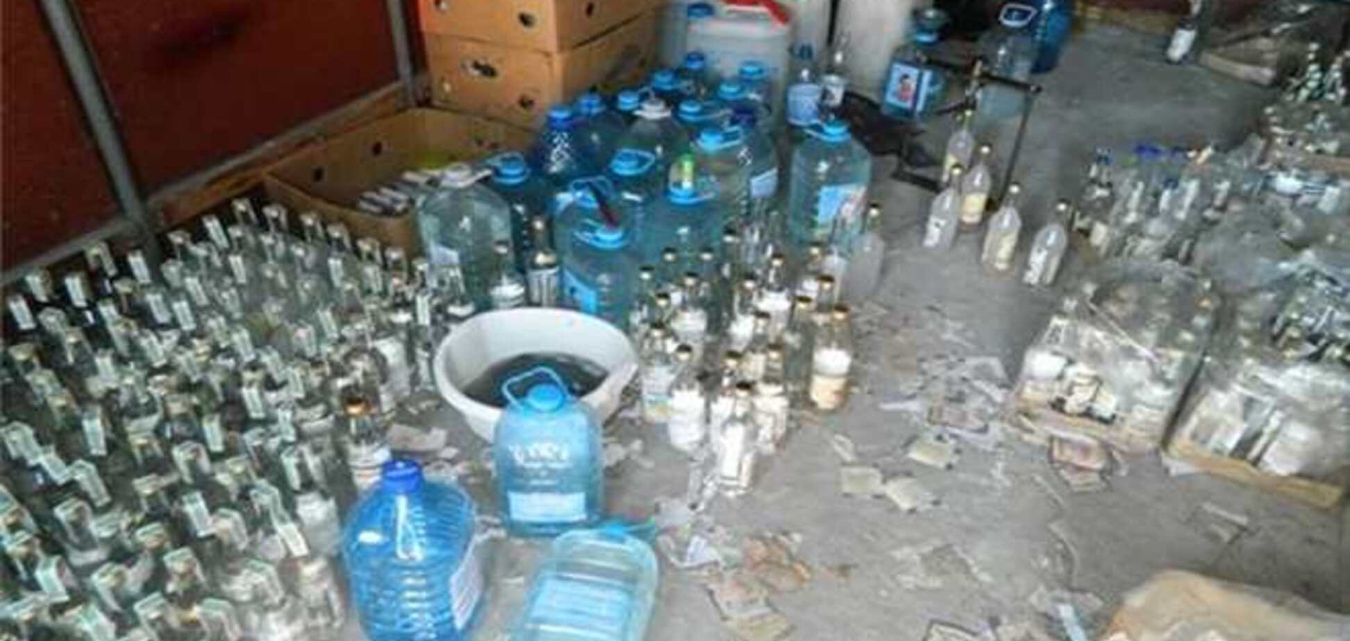 В Киеве популярную водку-фальсификат изготовляли в гараже
