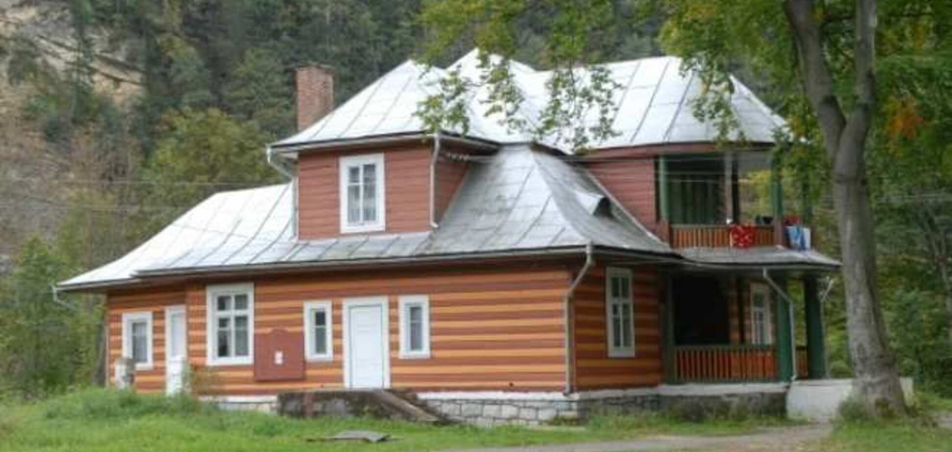 В Яремче головлікар захопив ділянку санаторію