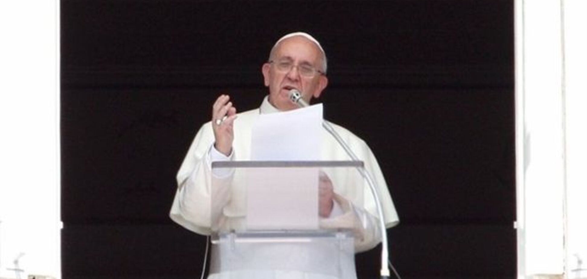 Папа Франциск застеріг від удару по Сирії