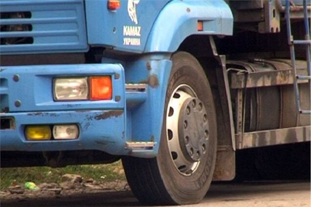 П'яний водій фури намагався наїхати на автомобіль ДАІ