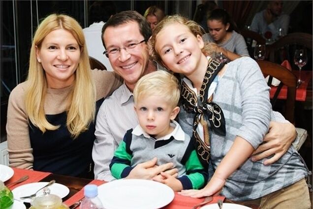 Сын Богатыревой и Горбаль растят дочерей наездницами