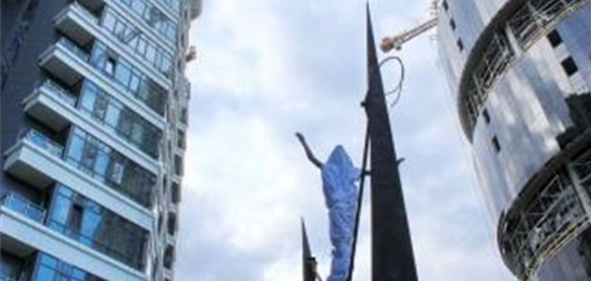 В Киеве установят 'летящую' скульптуру