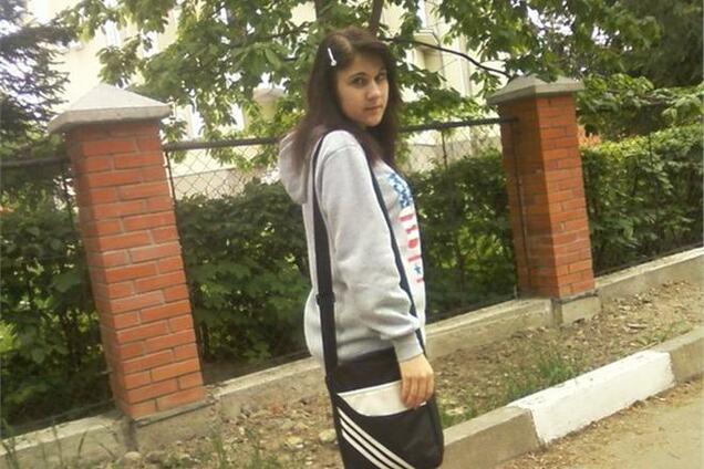 Дівчині, яка вистрибнула з п'ятого поверху на Львівщині, належить кілька операцій