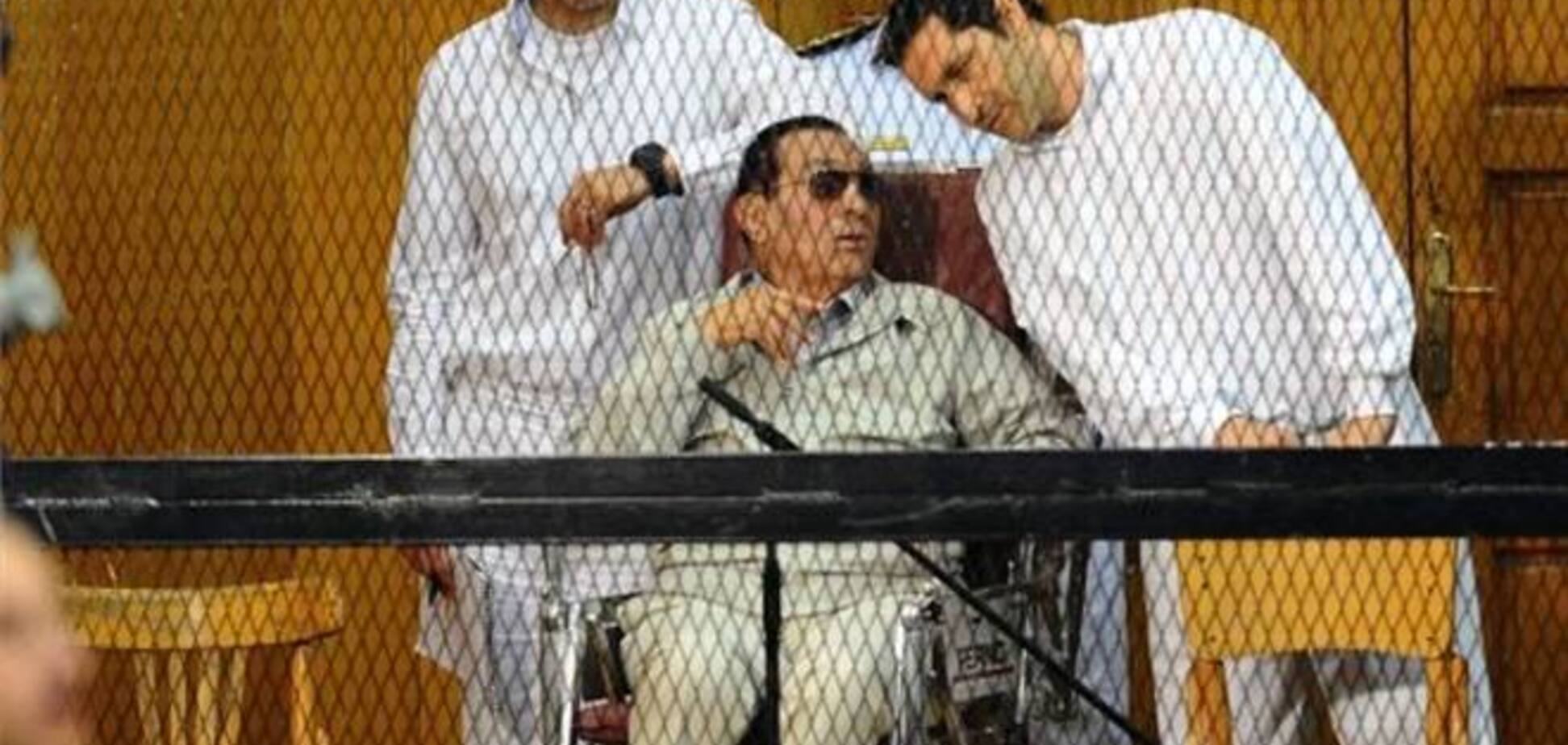 У Єгипті екс-чиновники дадуть свідчення у справі Мубарака