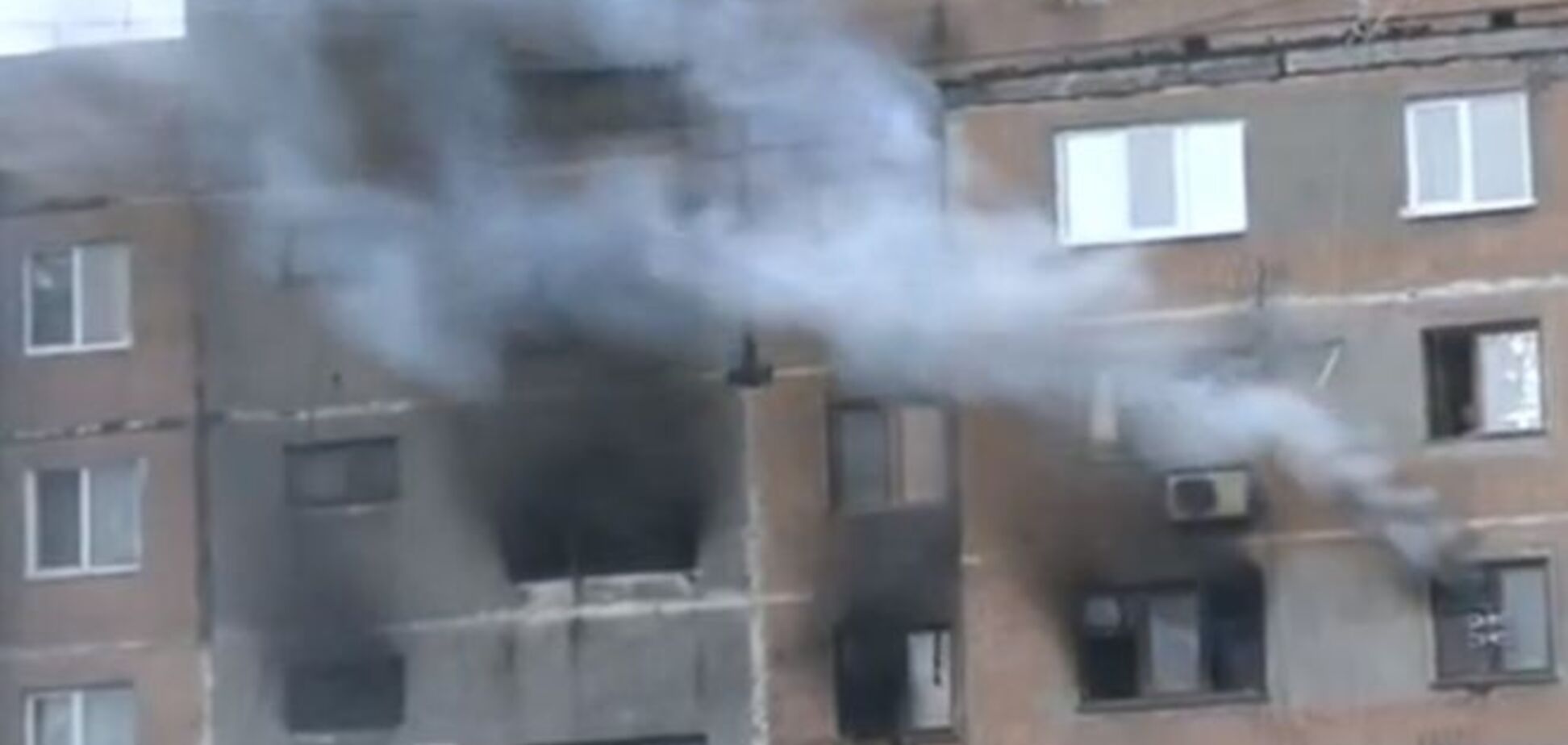 Пожар в Макеевке уничтожил две квартиры - прокуратура