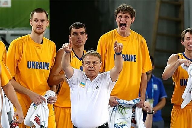 Украина вышла в четвертьфинал Евробаскета