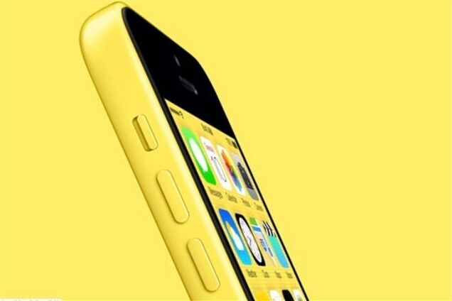 Желтый iPhone 5C вызвал настоящий ажиотаж в США