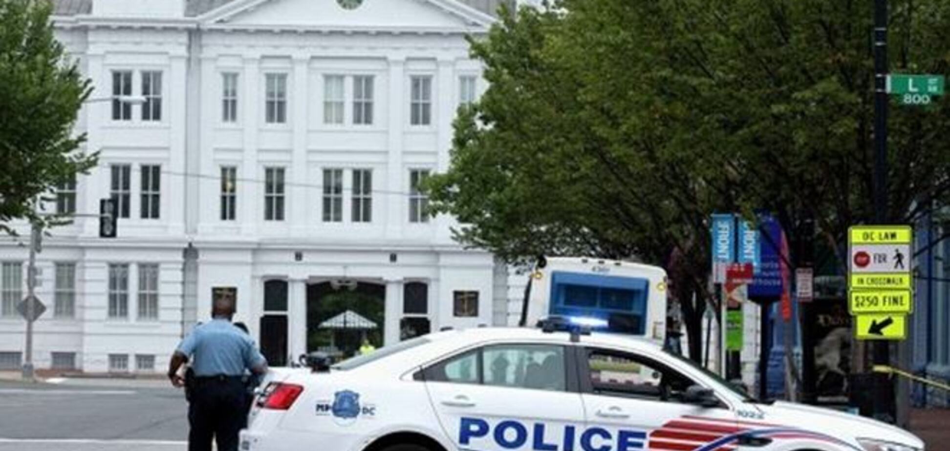 Устроивших стрельбу на объекте ВМС США обезвредили