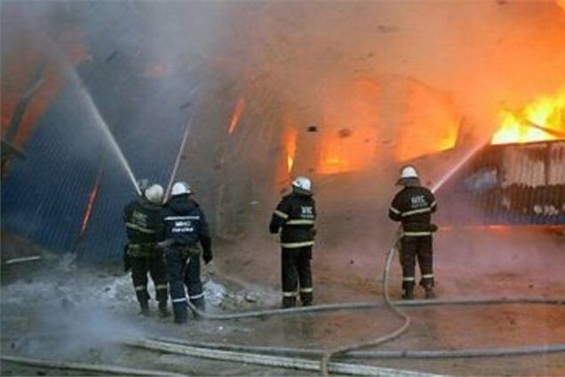 Пожежа на Крюківському заводі загасили через 11:00