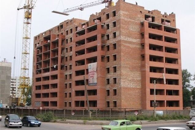 Попов угрожает конфискацией долгостроев в пользу Киева