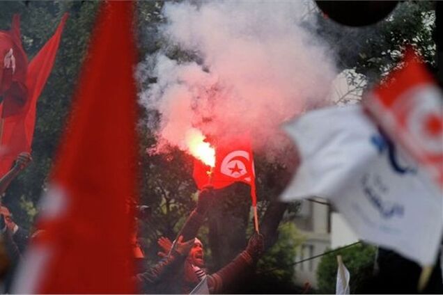 МИД разрешил украинцам в Тунисе выходить из отелей