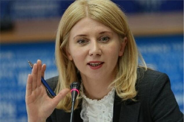 Власть будет продолжать вести постоянный диалог со СМИ – пресс-служба Президента