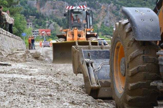 Сель заблокировал трассу 'Ялта – Севастополь'