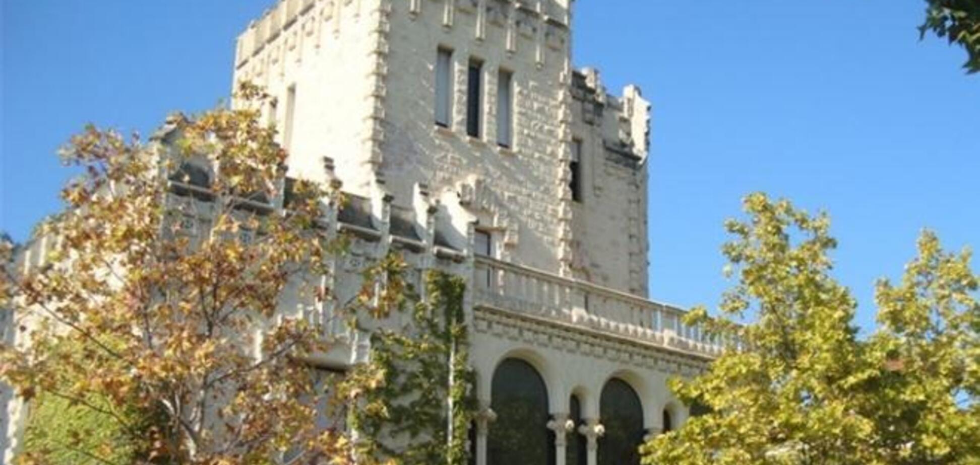 В Барселоне продаются исторические особняки