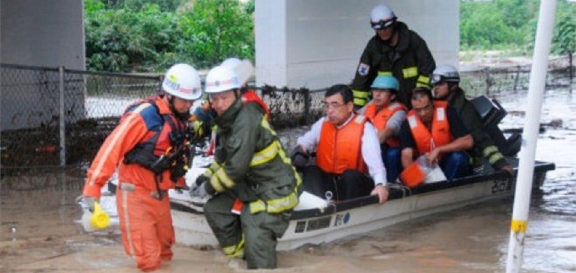 Ливни в Японии: более 8 тыс. жителям рекомендована эвакуация