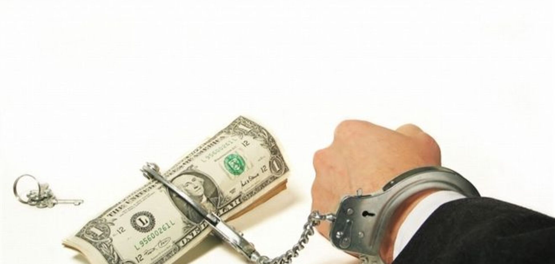 'Вы заняли чужую квартиру. Вывозите вещи и уходите'