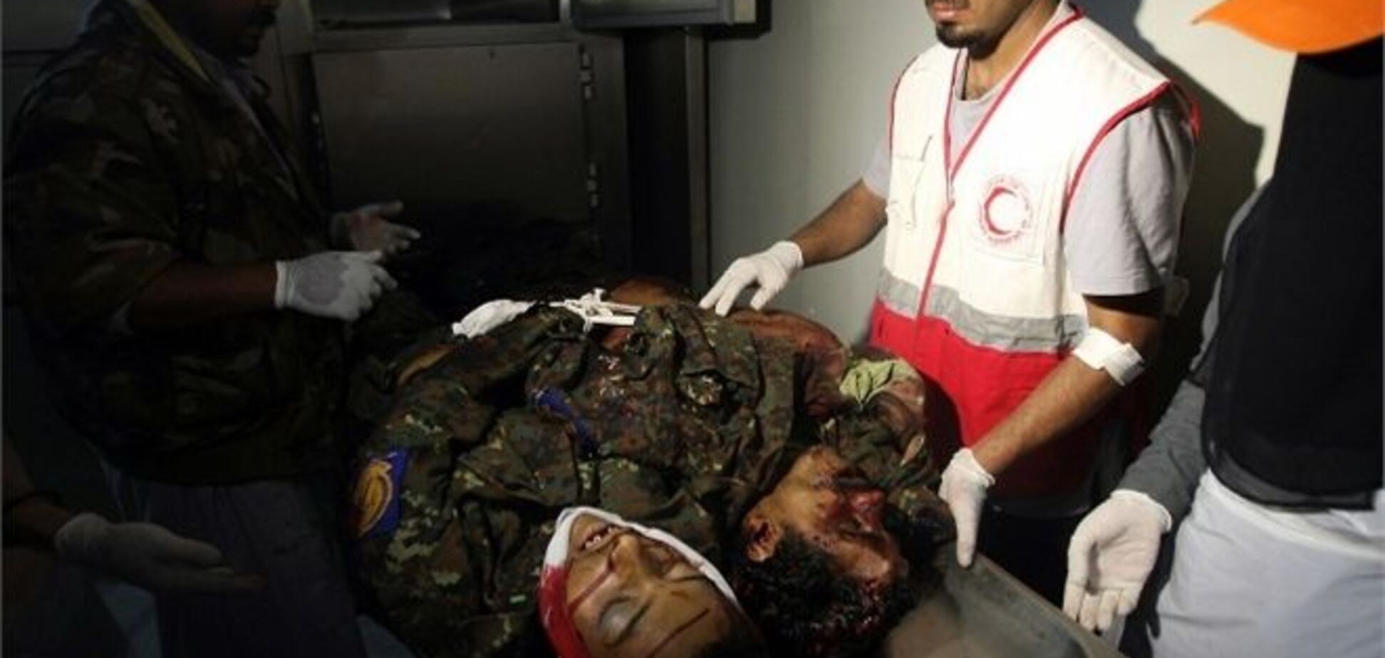 Теракт у военной базы в Йемене: 40 человек погибли