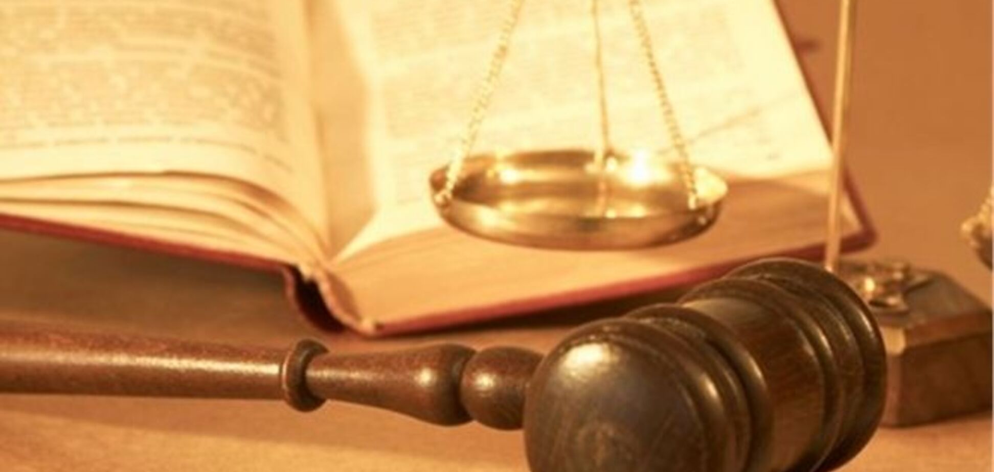 Суд вынес приговор свободовцам, якобы разрушившим памятник Ленину