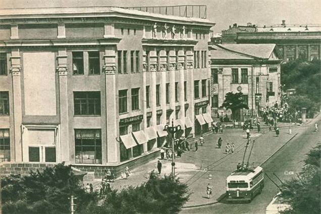 За землю под ЦУМом Донецк получит от брата Клименко 6 млн гривен