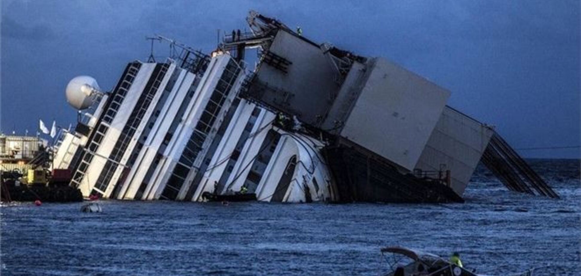 Капитан Costa Concordia назвал виновного в крушении лайнера