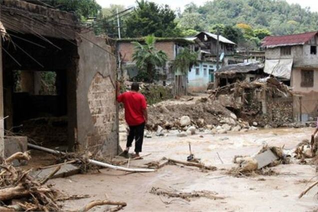 Два урагану одночасно обрушилися на Мексику: кількість загиблих зростає