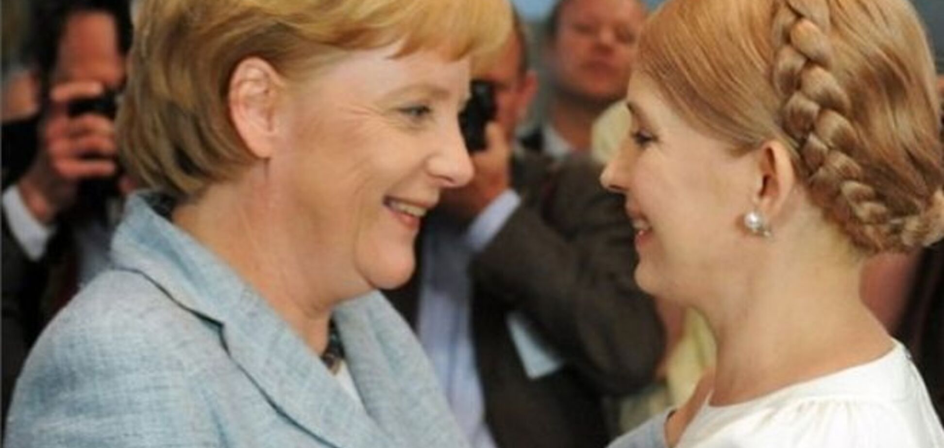 Тимошенко считает Меркель проводником Украины в ЕС