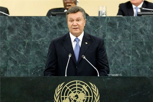 Янукович: Тимошенко стоит на пути евроинтеграции Украины