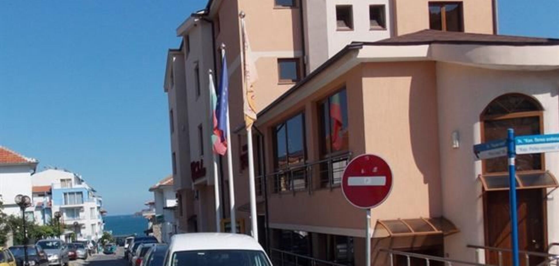 В Болгарии более 40% отелей остаются недостроенными