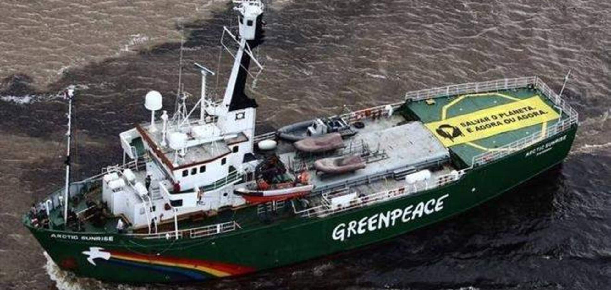Суд заарештував ще вісьмох людей з судна 'Грінпіс'