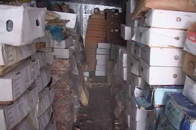 В Киеве милиция обнаружила 12 т мяса и рыбы, сохраняющихся в опасных условиях