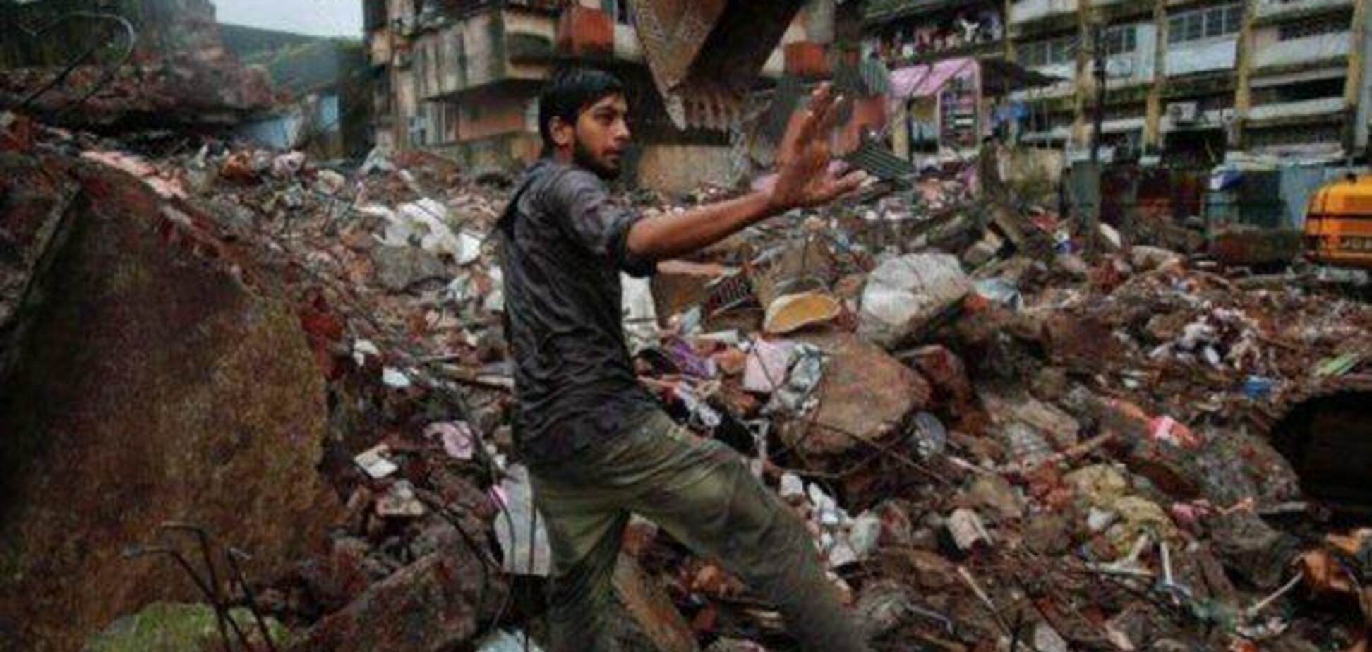 13 человек погибли при обрушении здания в Мумбаи 