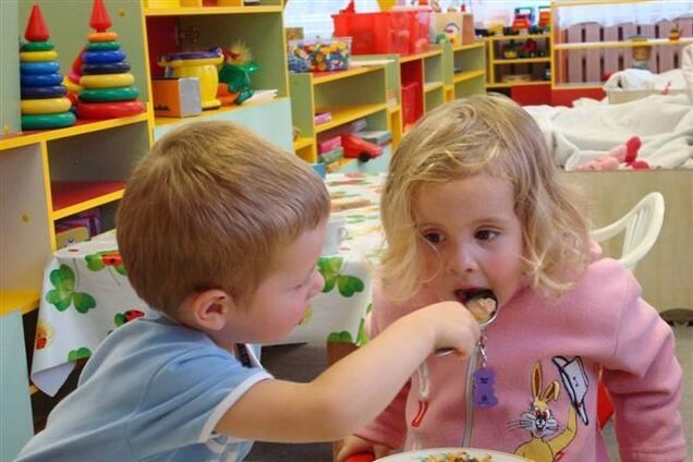 Воспитатели и дошкольные работники отмечают профессиональный праздник