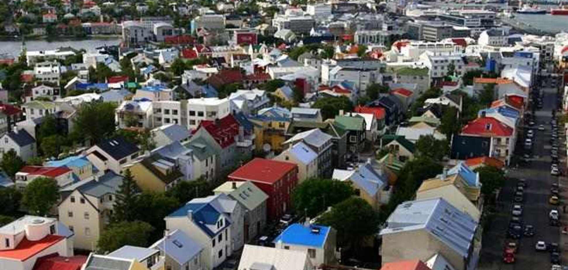 Україна домовилася з Ісландією про спрощення отримання віз