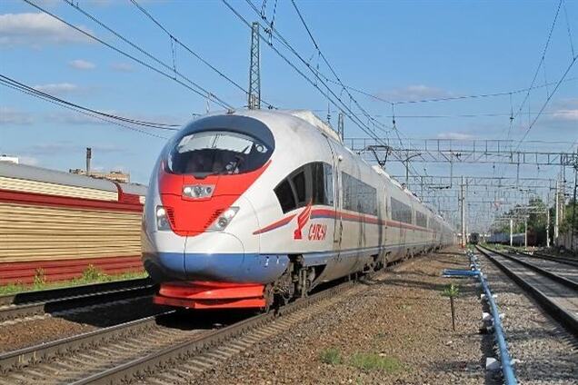 В России пассажирам поездов будут рассказывать о христианстве и истории