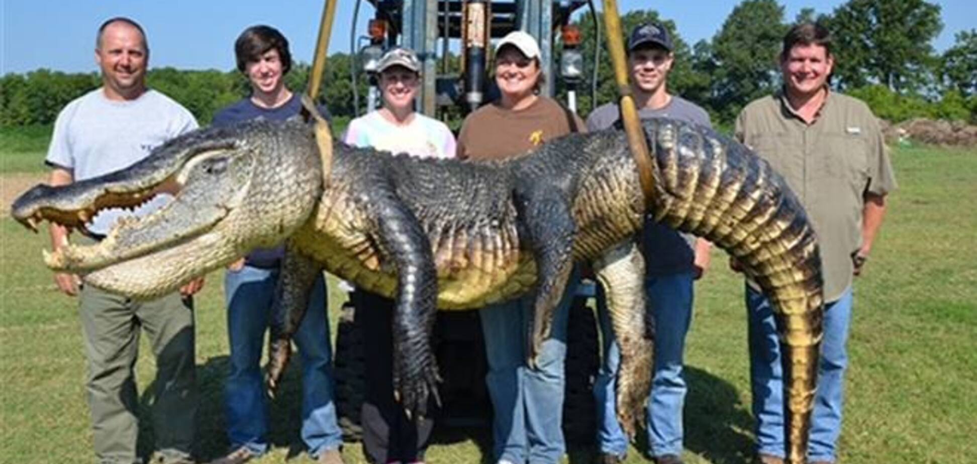 В США поймали гигантского крокодила весом почти 330 кг