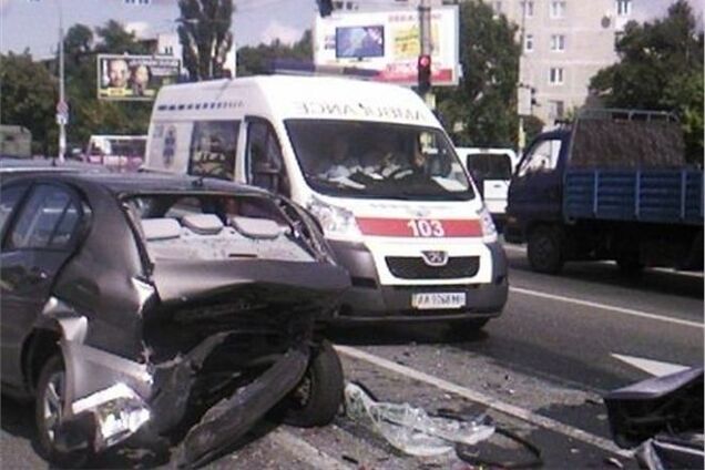 Ситуация на дорогах 2 сентября: 98 ДТП, 9 погибших