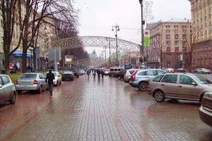 В Киеве запретят парковку почти на 70 улицах: подробности